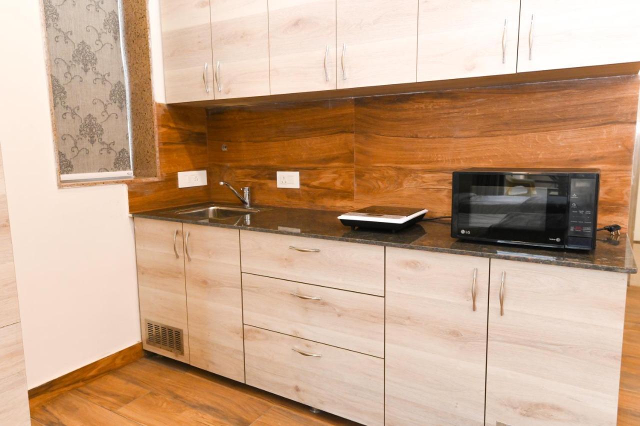 Stay Studio Hotel & Residences Гургаон Экстерьер фото